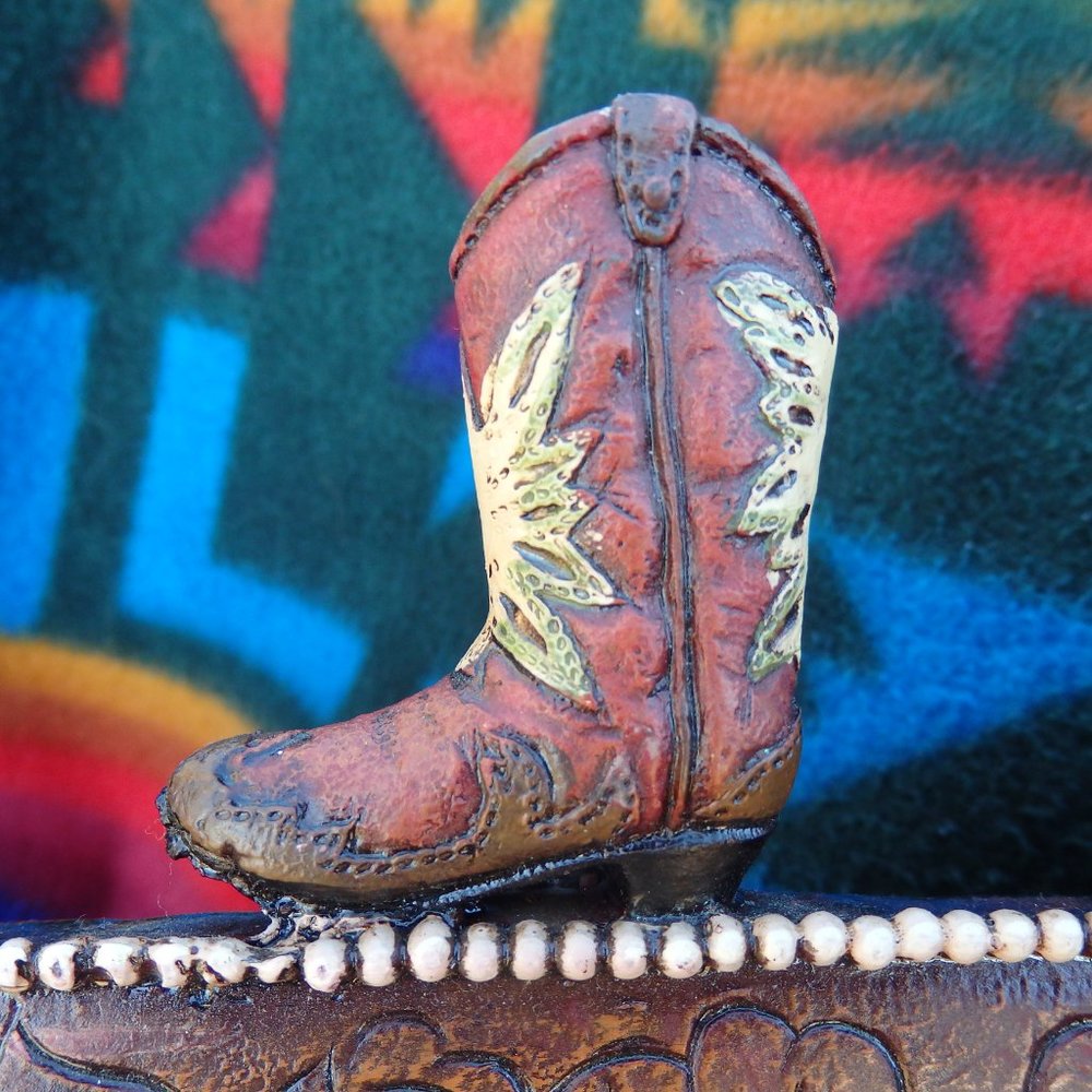 Western Boot Picture Frame - Picture 5 of 8